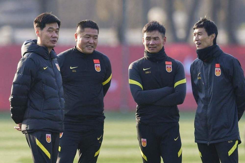 久草操